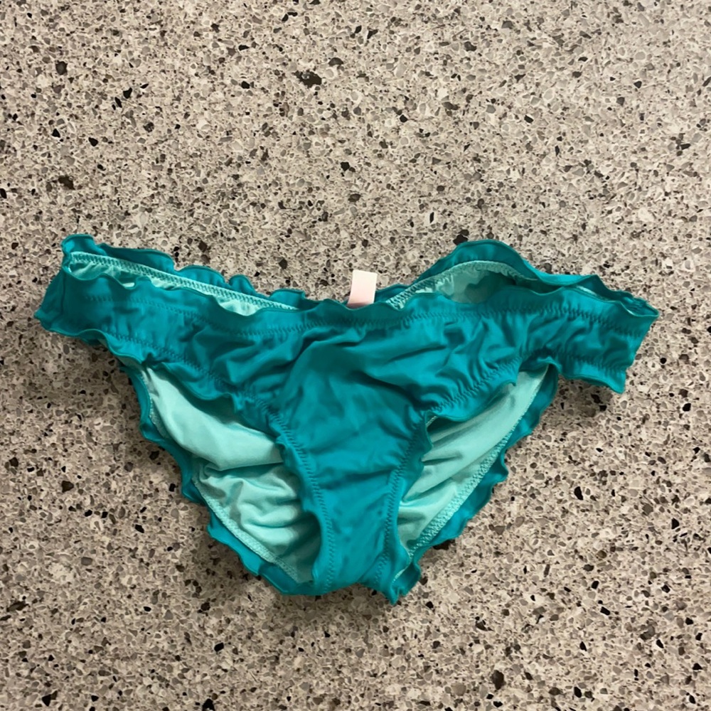 VS cheeky scrunched swim bottoms